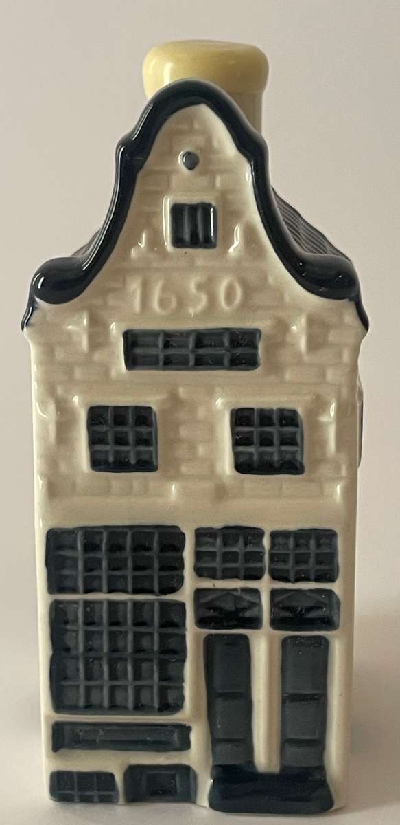 Delft KLM miniature house 12 Zandhoek