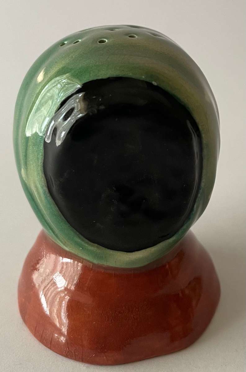 Beswick Dickens ware condiment set (salt and pepper shaker and mustard pot)