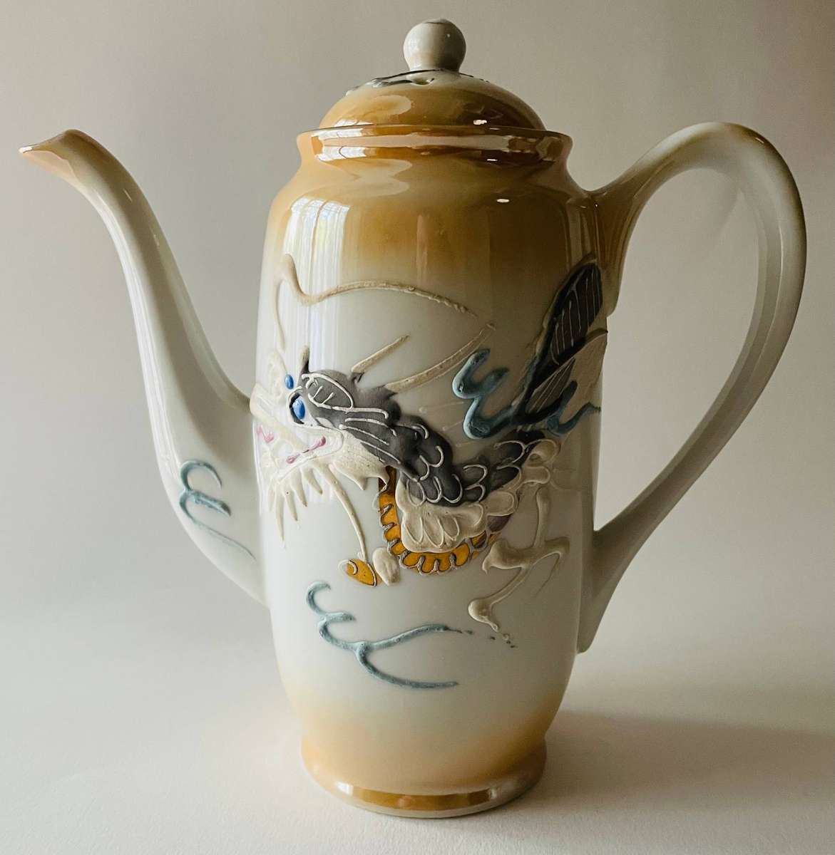 Absolutely stunning Japanese Moriage dragonware tea in a lusterware finish