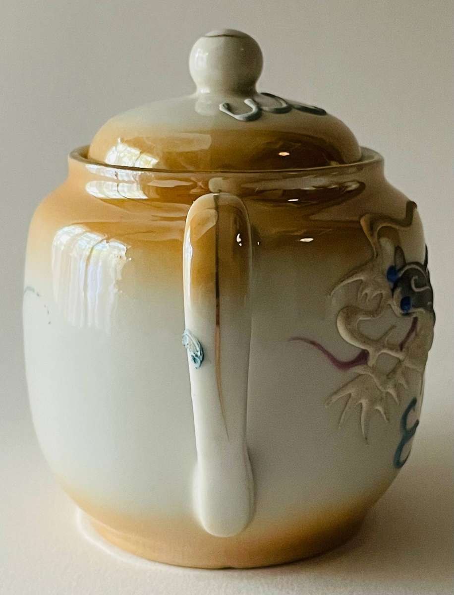Absolutely stunning Japanese Moriage dragonware tea in a lusterware finish