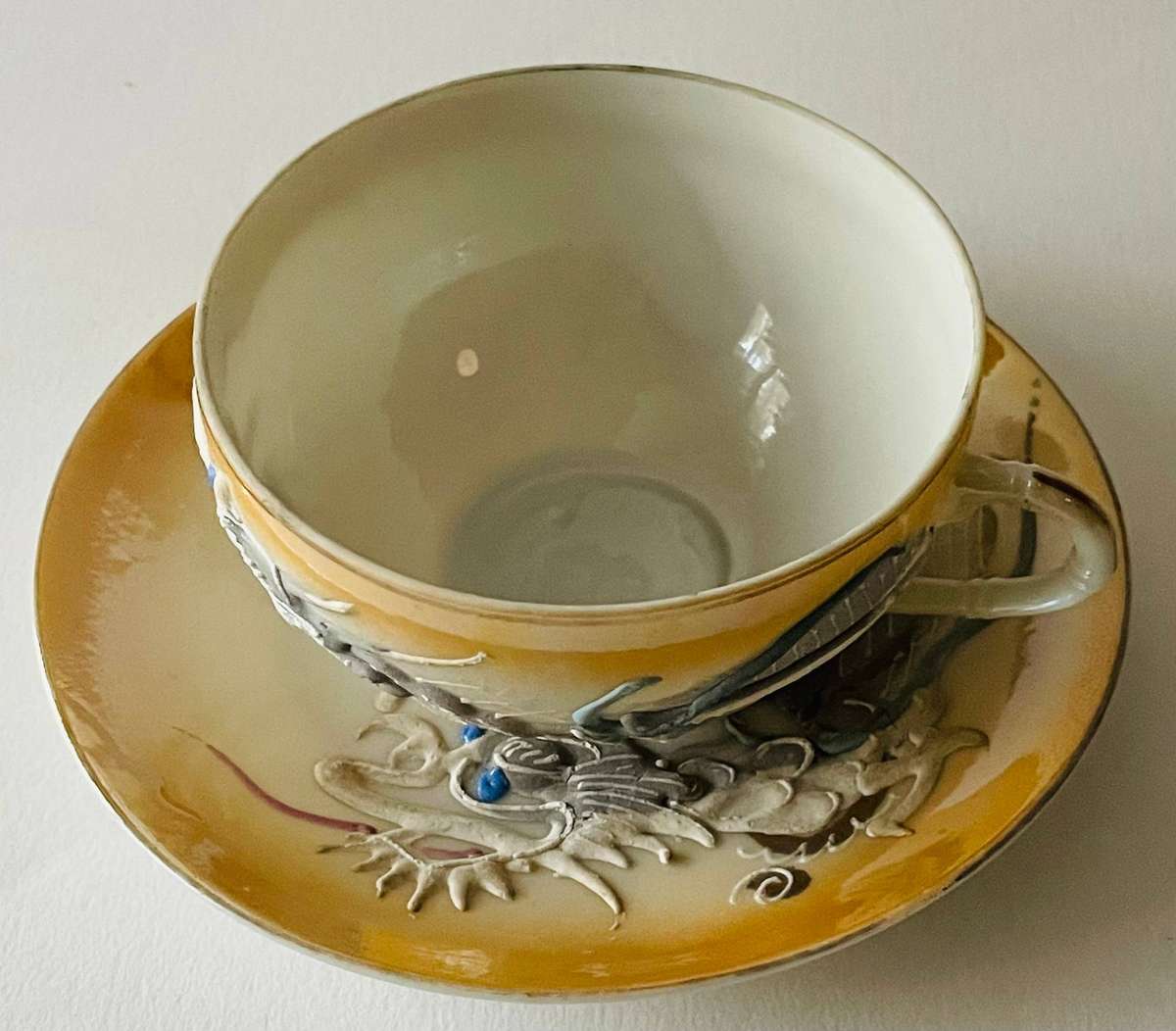 Absolutely stunning Japanese Moriage dragonware tea in a lusterware finish