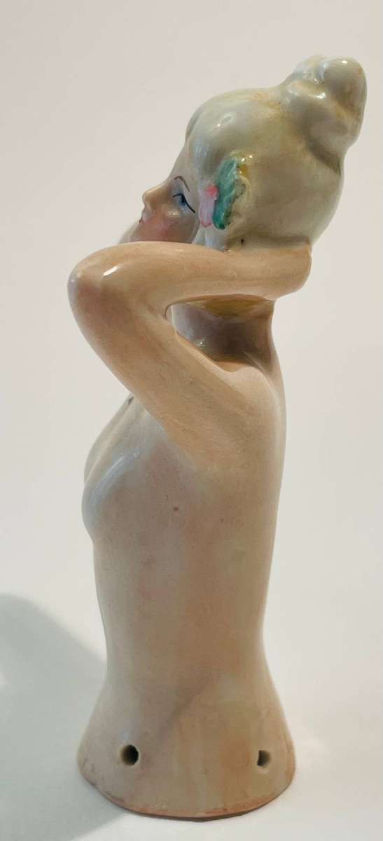 Stunning German porcelain half doll (19005 )
