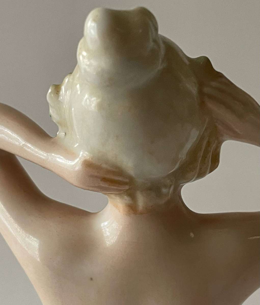 Stunning German porcelain half doll (19005 )