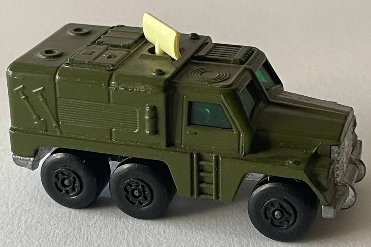 Matchbox Rolamatics # 16 Badger radar vehicle