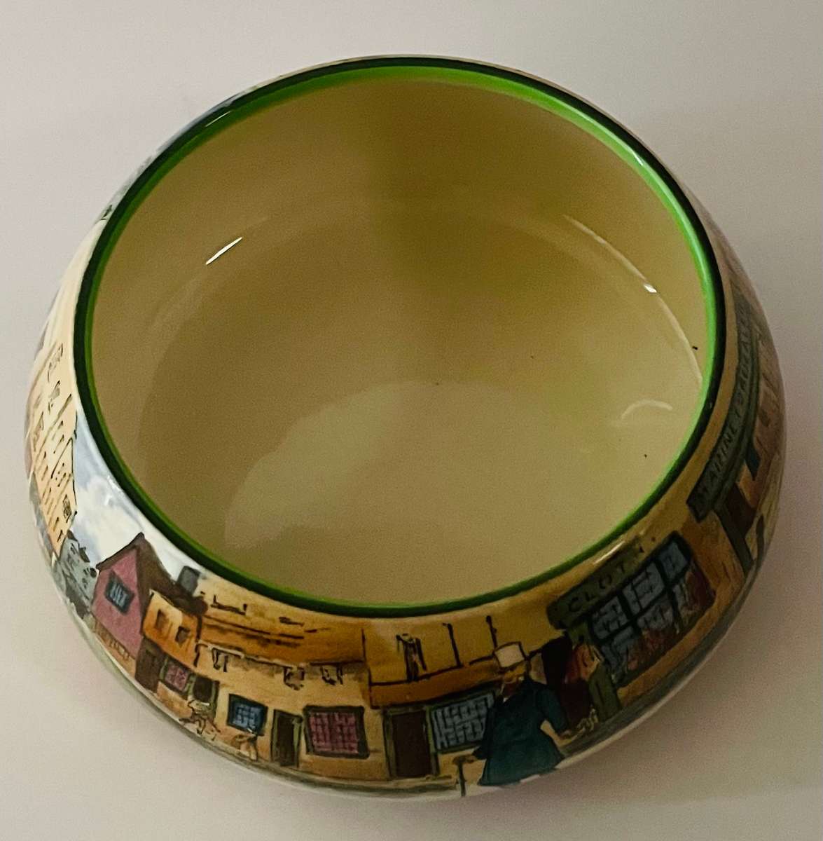 Royal Doulton rare early Dickens ware Pickwick papers fruit bowl