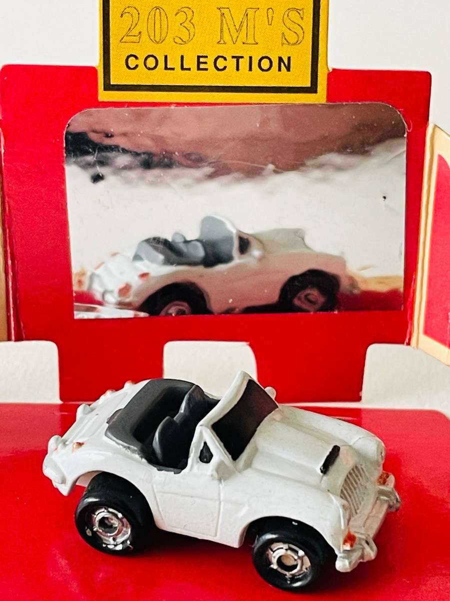 Minys die cast Porsche 911 micro model from the 203 Ms collection