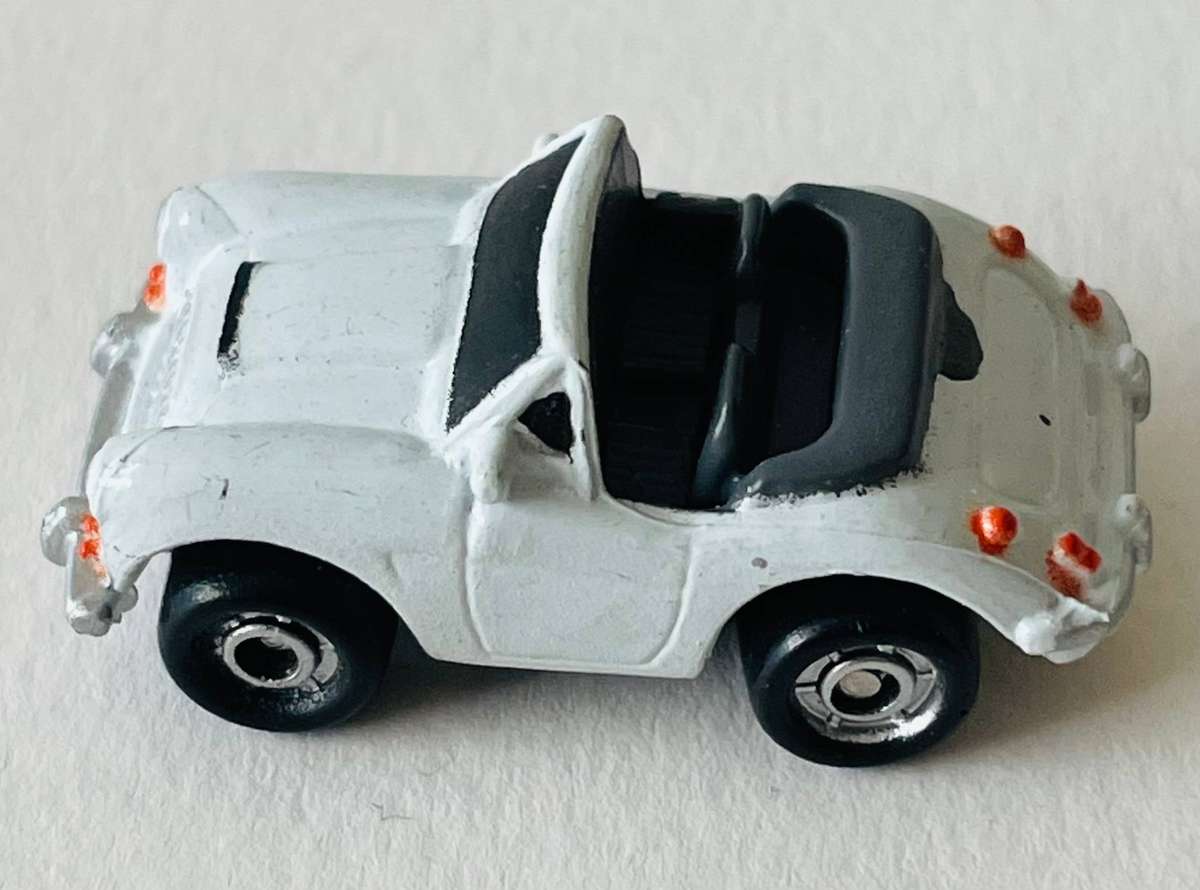 Minys die cast Porsche 911 micro model from the 203 Ms collection