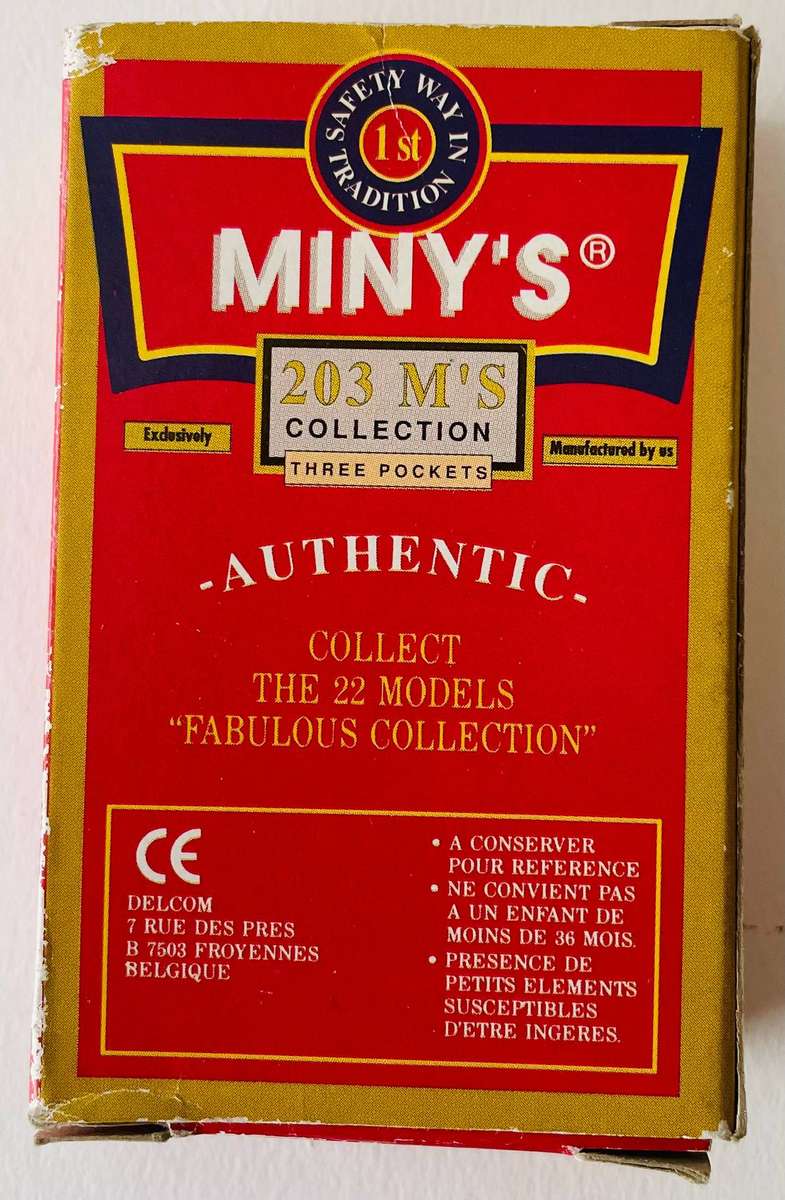 Minys die cast Porsche 911 micro model from the 203 Ms collection