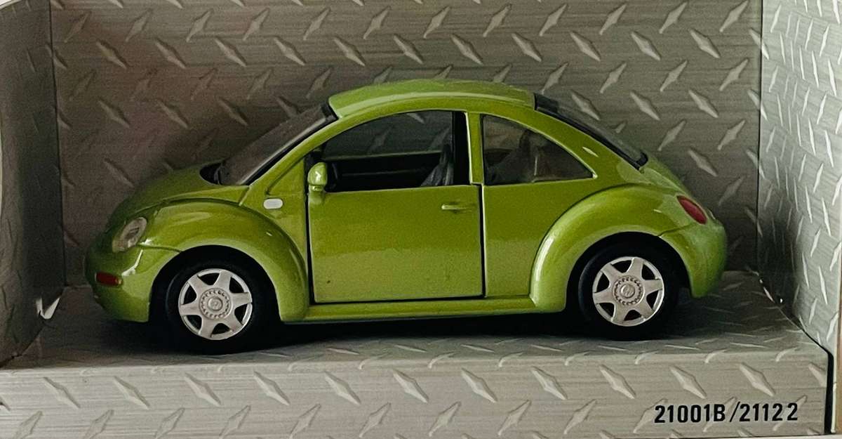 Maisto Power racer VW Beetle die cast model