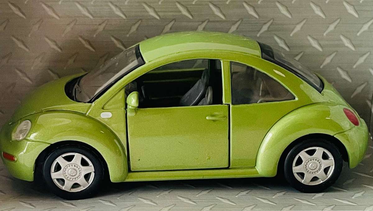 Maisto Power racer VW Beetle die cast model