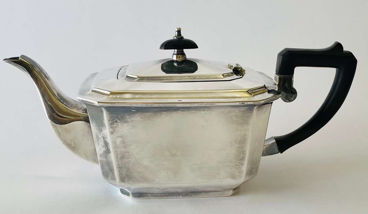 Art Deco silver plated tea pot