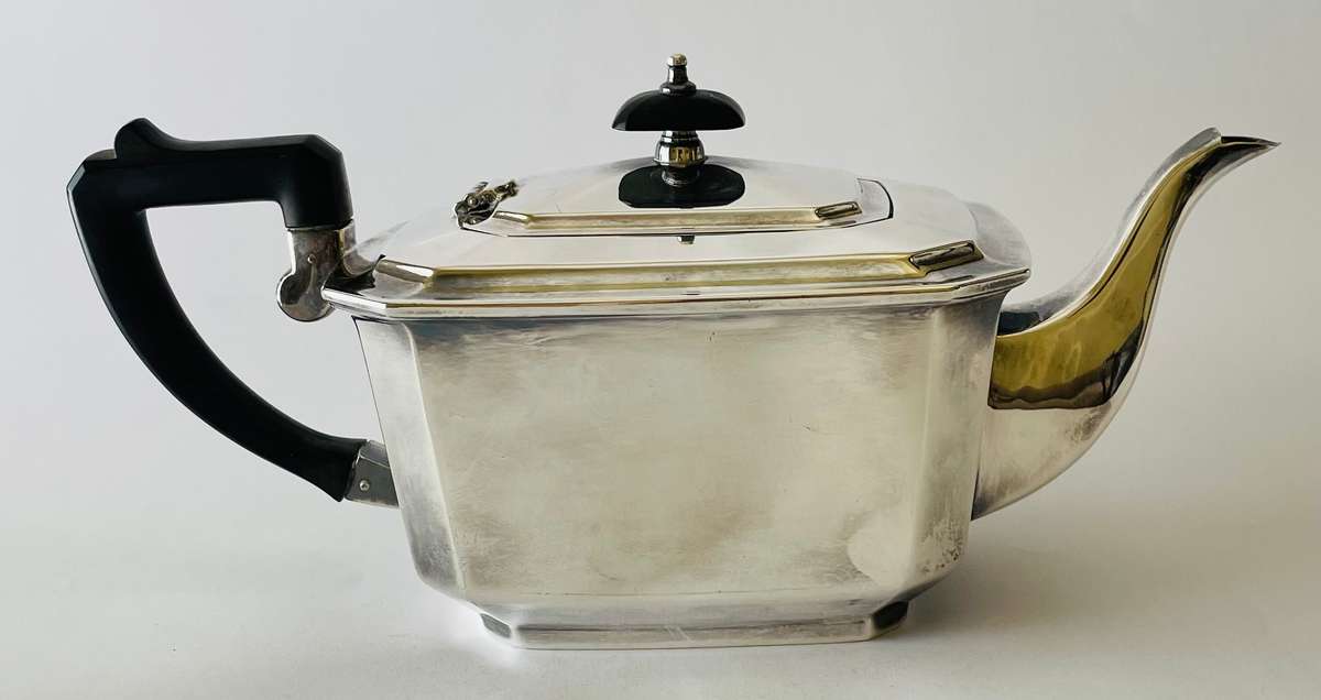 Art Deco silver plated tea pot