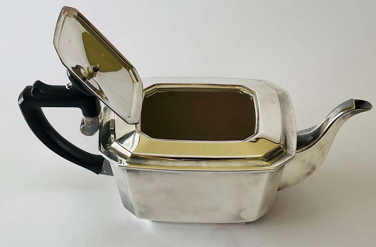 Art Deco silver plated tea pot