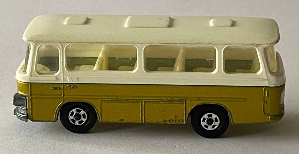 Matchbox Superfast 12 Setra Coach