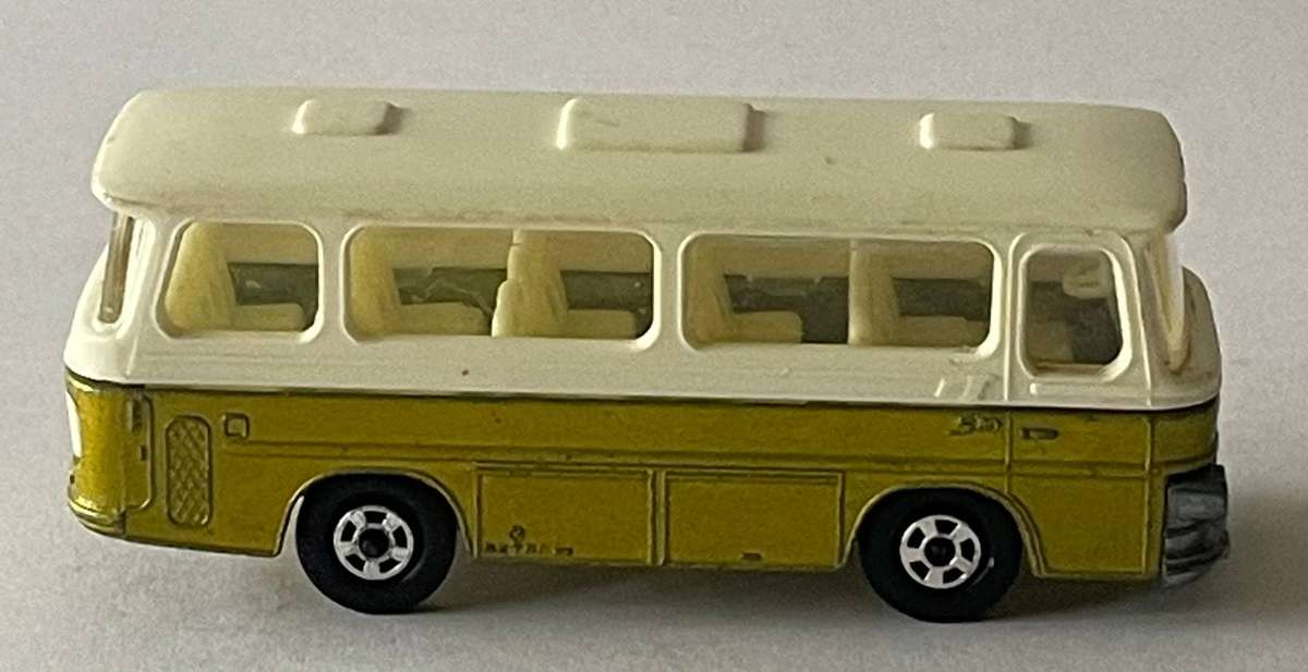 Matchbox Superfast 12 Setra Coach