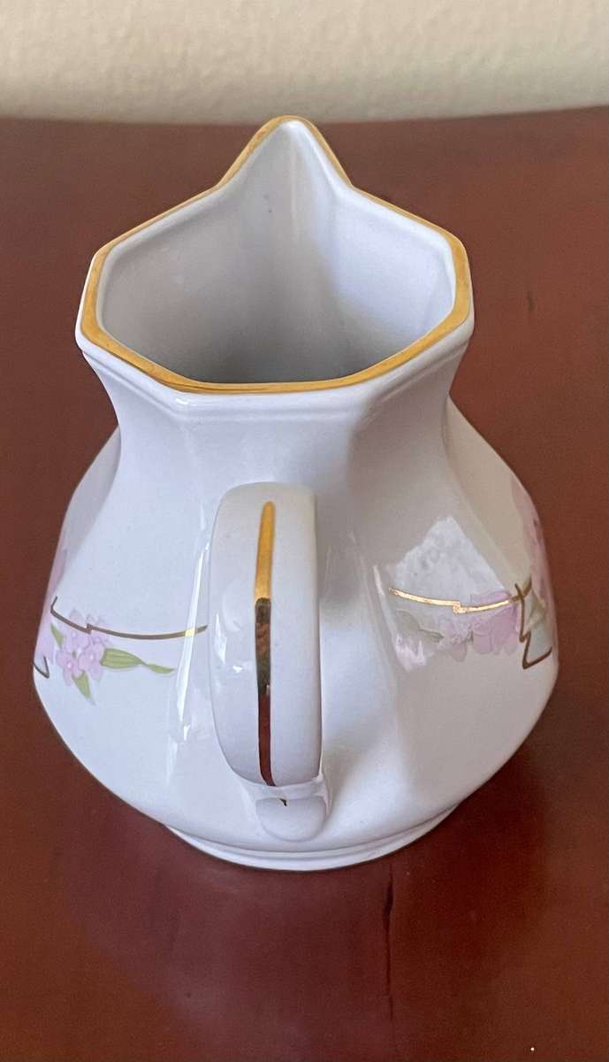 Tognana 11 piece coffee set with beautiful geometric design and floral pattern