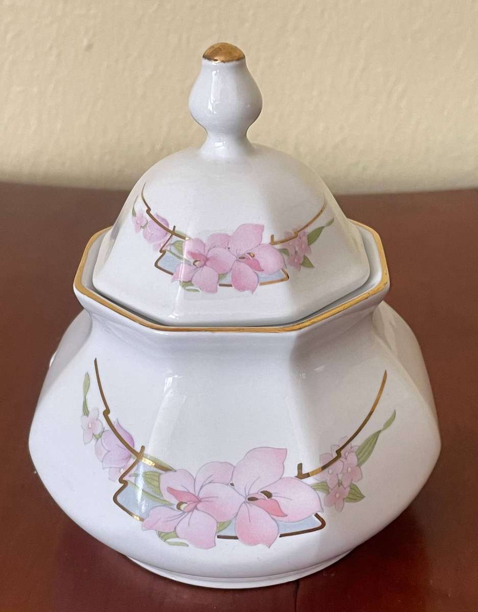 Tognana 11 piece coffee set with beautiful geometric design and floral pattern