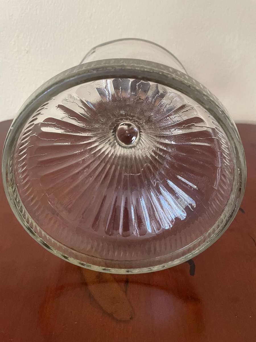 Beautiful large clear glass antique kerosene lamp