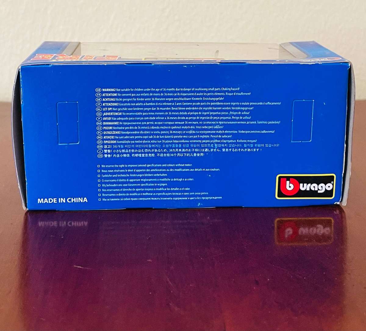 BBurago street fire 1/43 scale die cast Land Rover Freelander 2 model