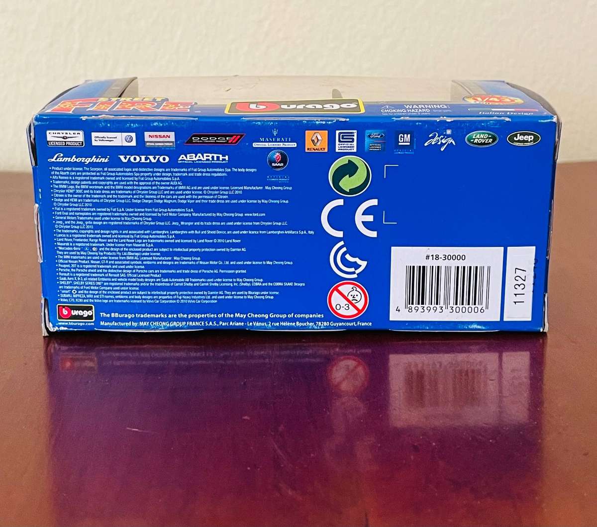 BBurago street fire 1/43 scale die cast Land Rover Freelander 2 model