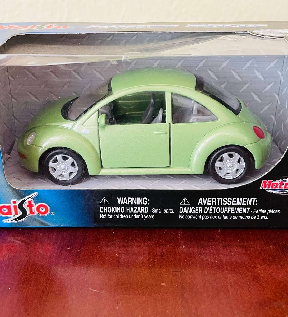 Maisto power racer VW Beetle die cast model