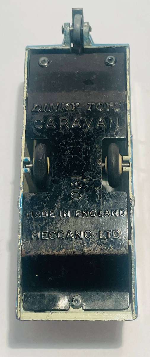Dinky toys die cast caravan (190)