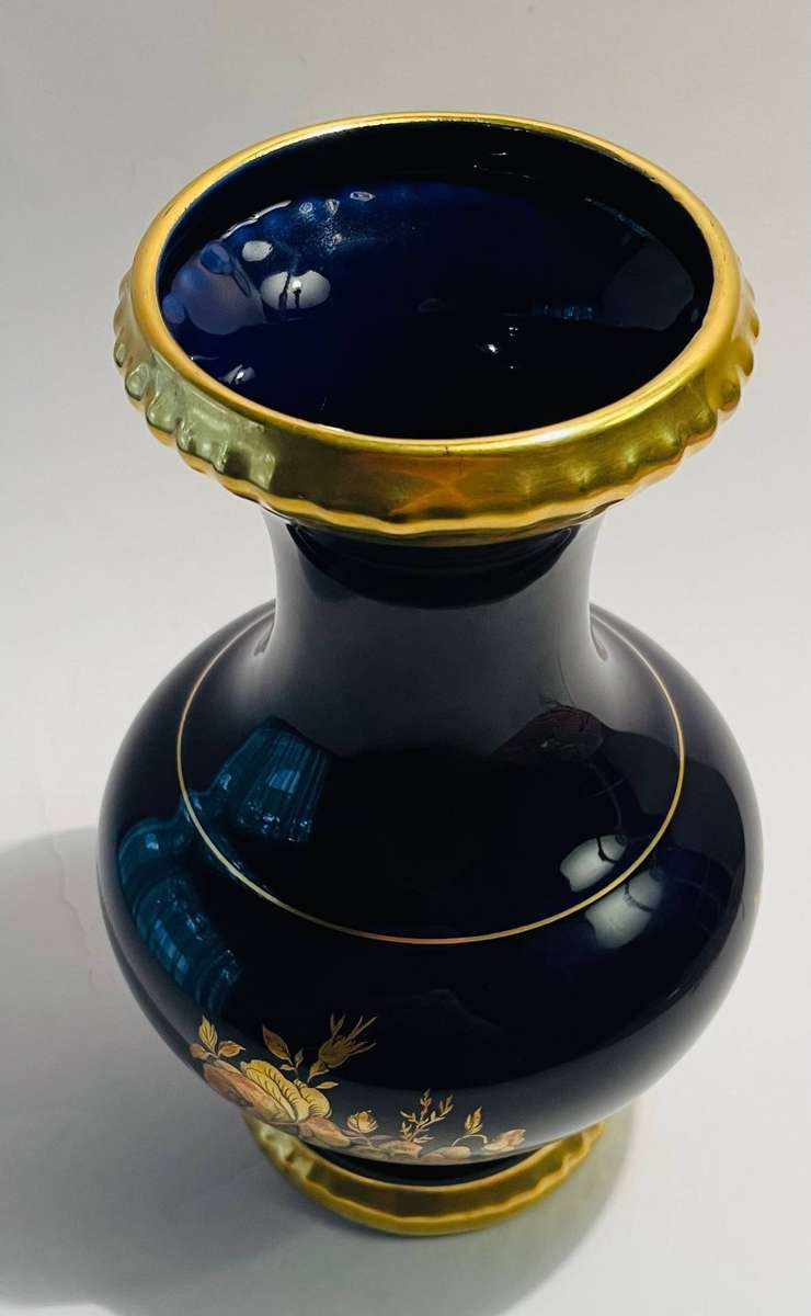 Bareuther Waldsassen Echt Colbalt vase