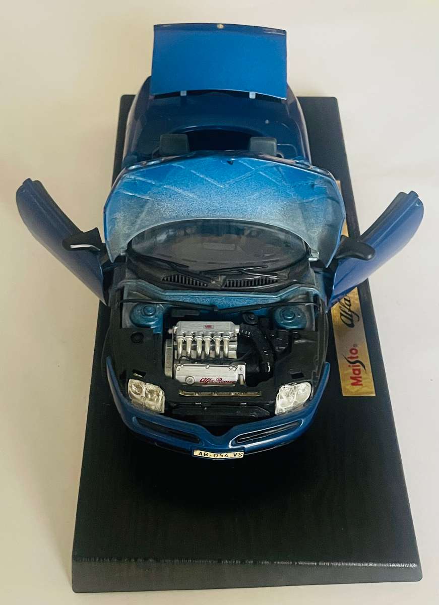 Maisto Alfa Romeo spider (1995) special edition in original packaging