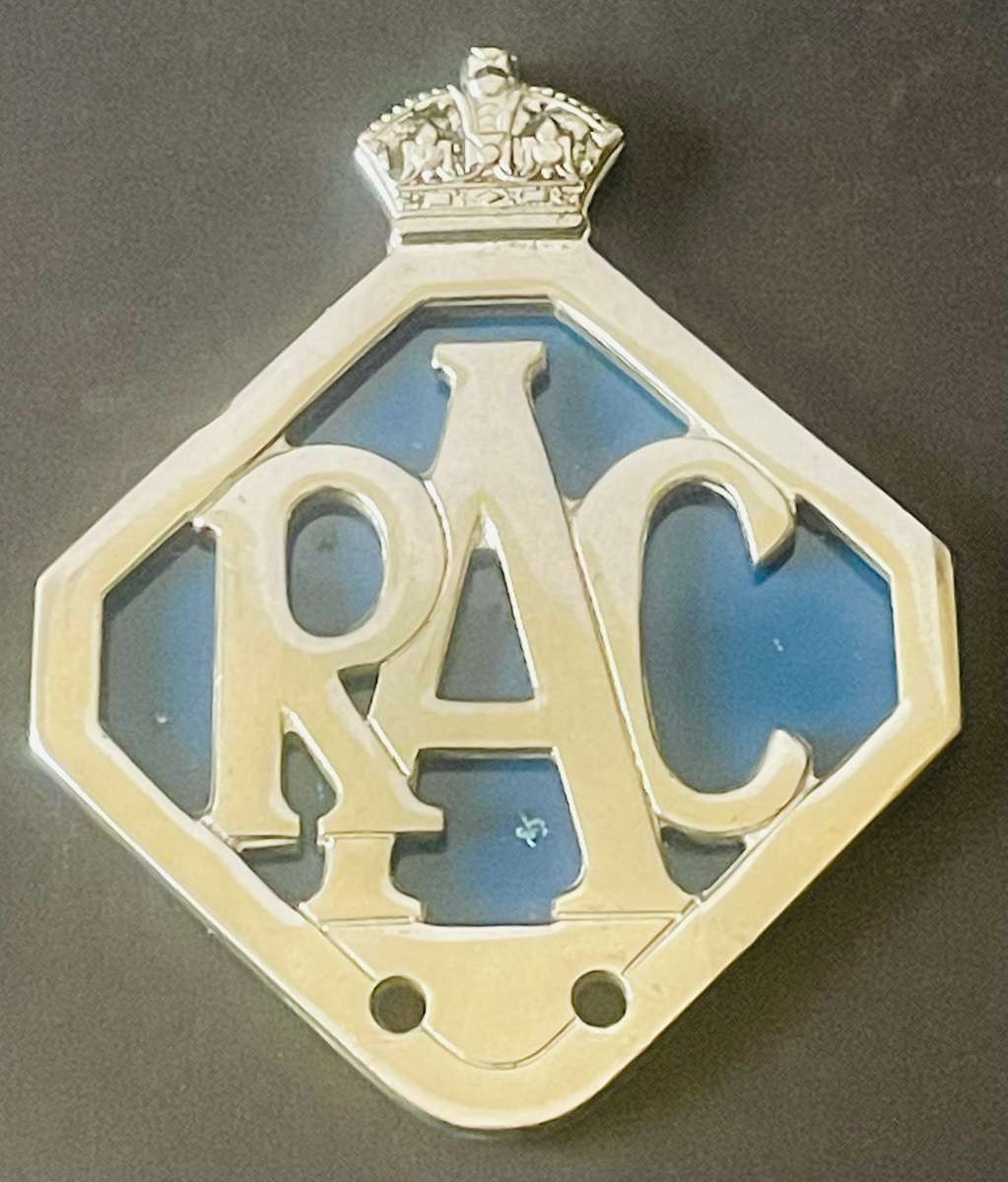 Vintage Royal Automobile Club metal badge