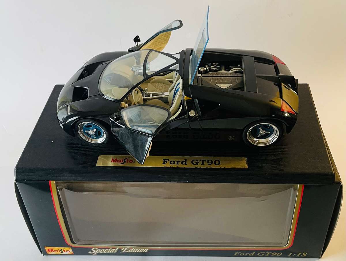 Maisto special edition Ford GT90 concept car die cast model