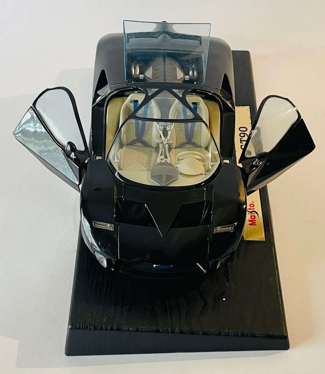 Maisto special edition Ford GT90 concept car die cast model