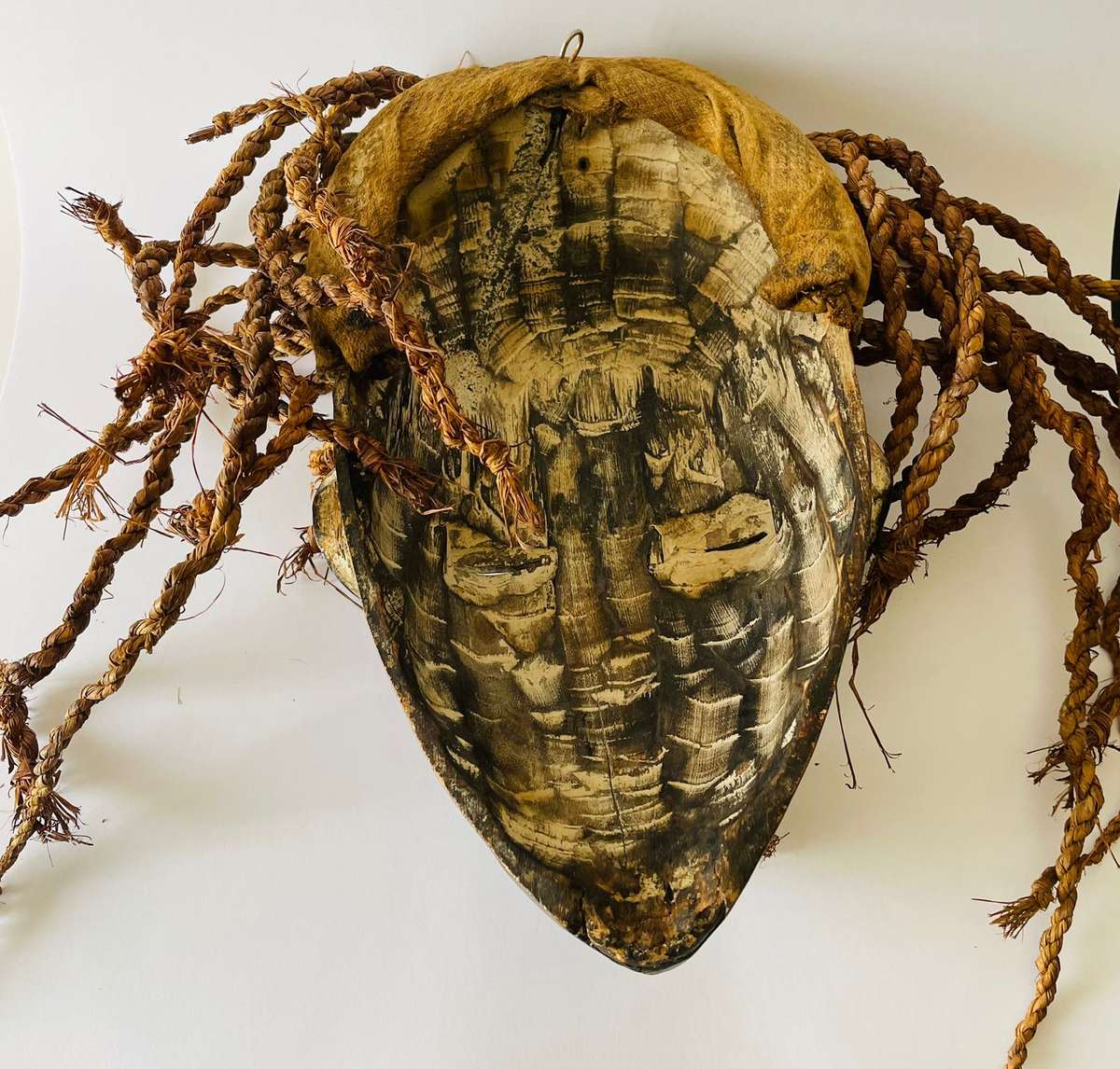 Chikunga West African mask . Decorative pieces.