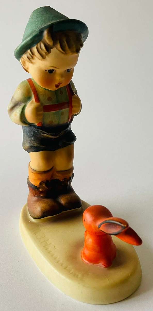 Hummel TKM 3 - Sensitive hunter - Boy figurine.