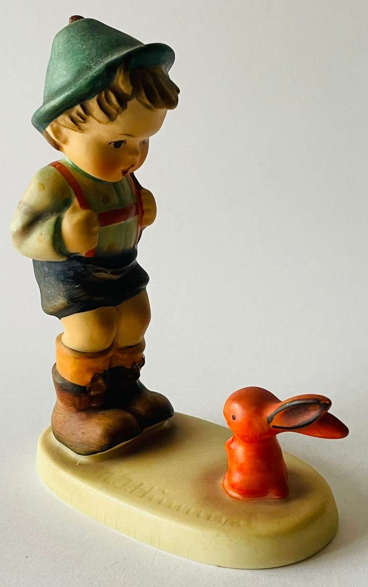 Hummel TKM 3 - Sensitive hunter - Boy figurine.