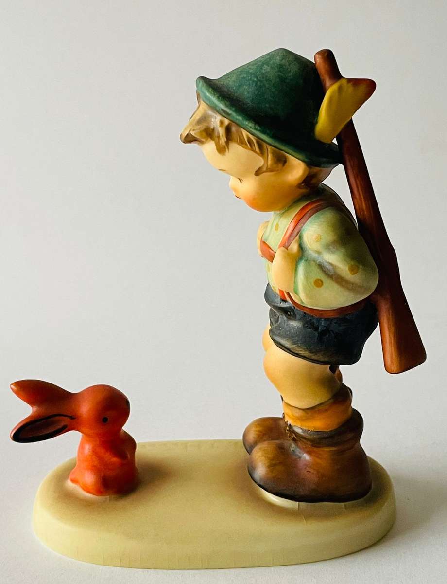 Hummel TKM 3 - Sensitive hunter - Boy figurine.