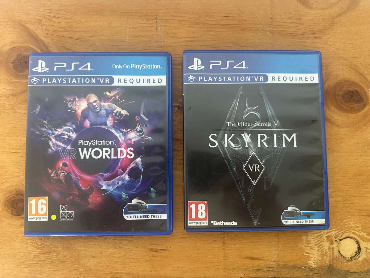 Playstation 4 VR Complete Set with Games