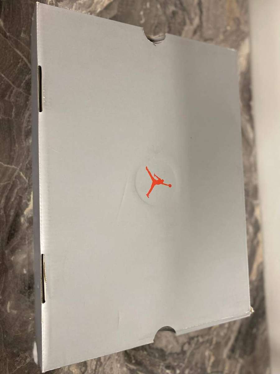 AIR JORDAN YELLOW FERRARI