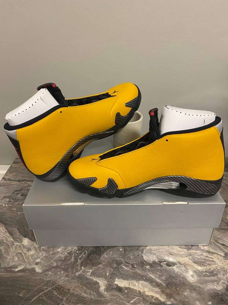 AIR JORDAN YELLOW FERRARI