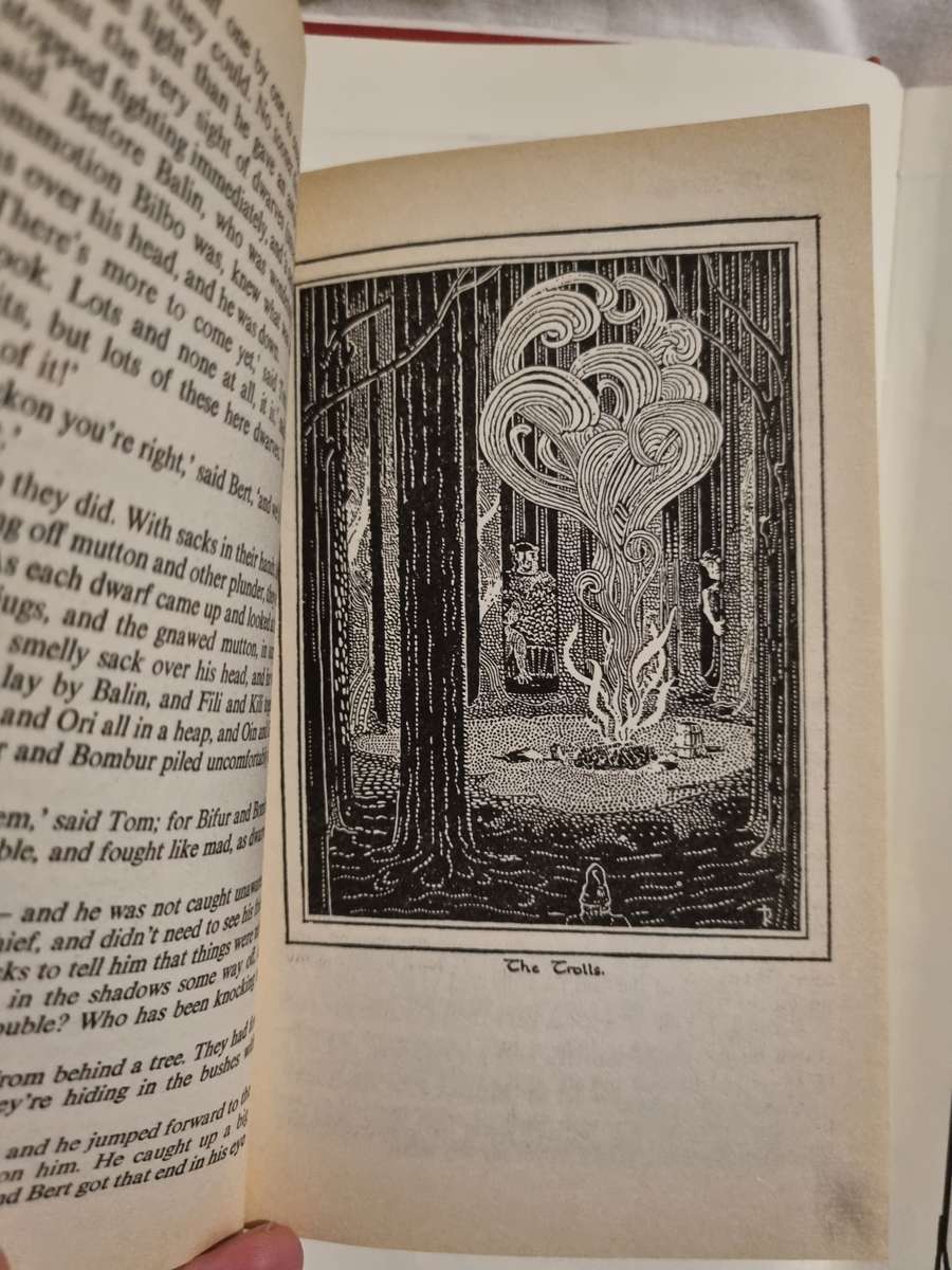The Hobbit. JRR Tolkien.