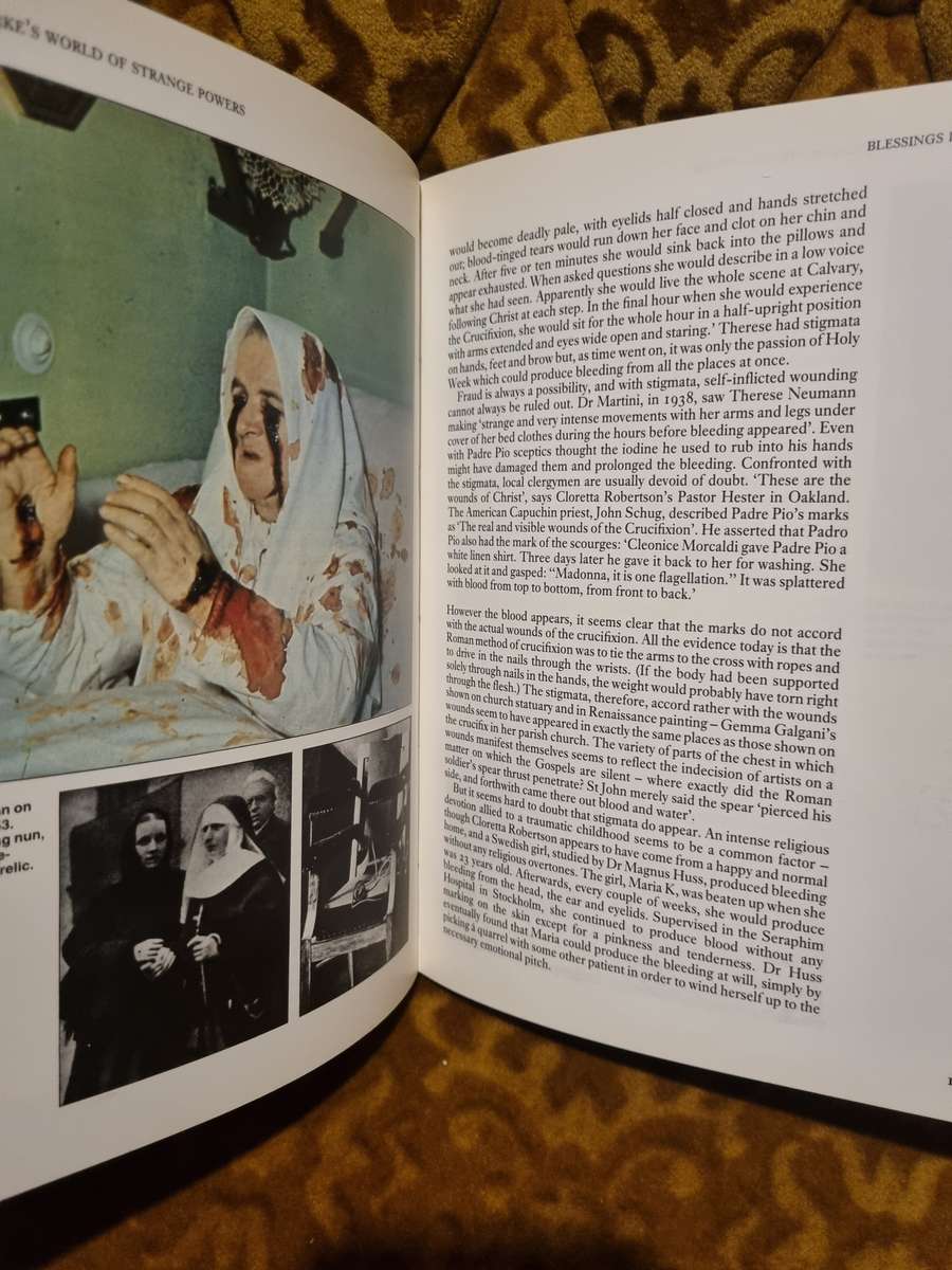 Arthur C. Clarke's World of Strange Powers!