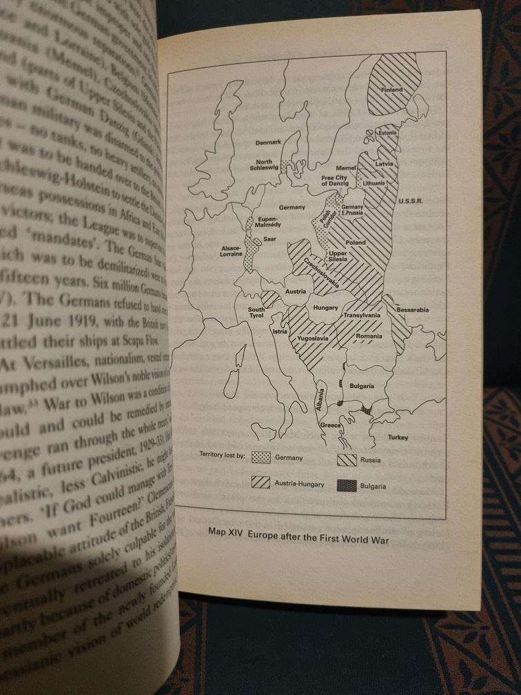 A Concise History of the Modern World - William Woodruff