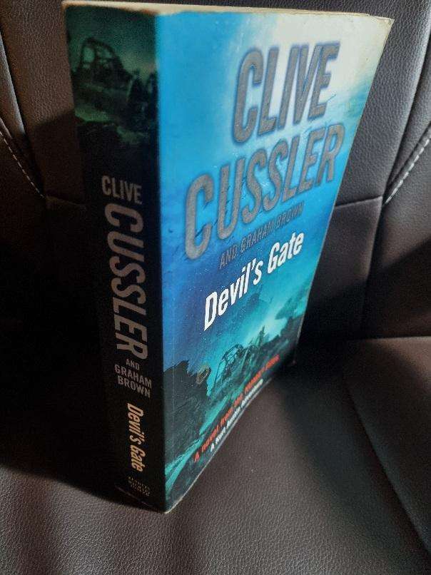 Clive Cussler - Devil's Gate