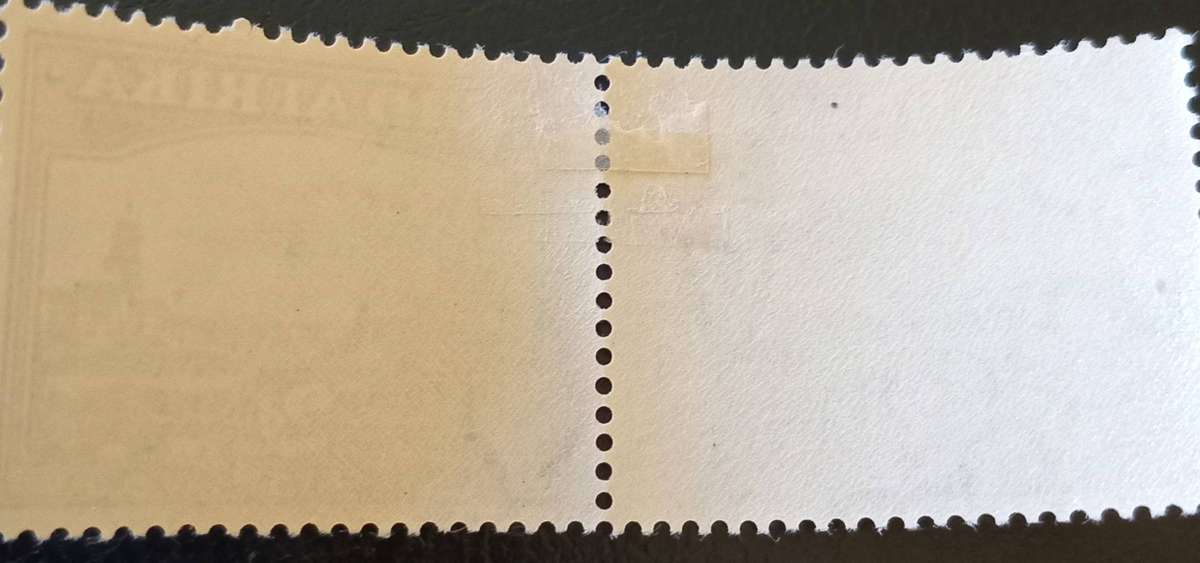 Union of SA 2d, Hyphenated Variety V31, 2 dots in sky below Fr of Africa row 20/1,MH