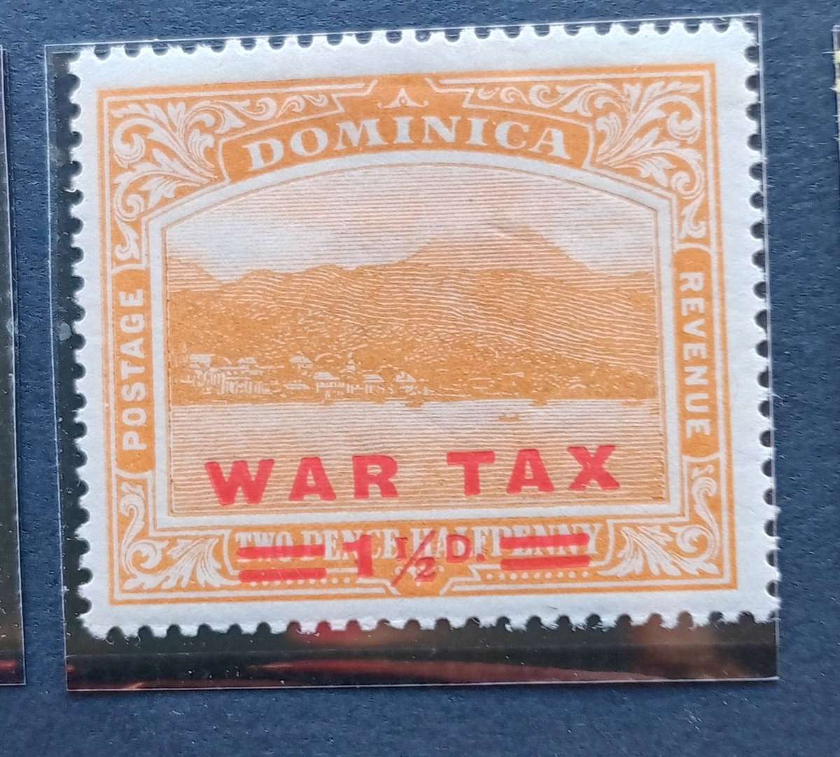 DOMINICA 1916-1919 KGV War Tax opt'd selection MH