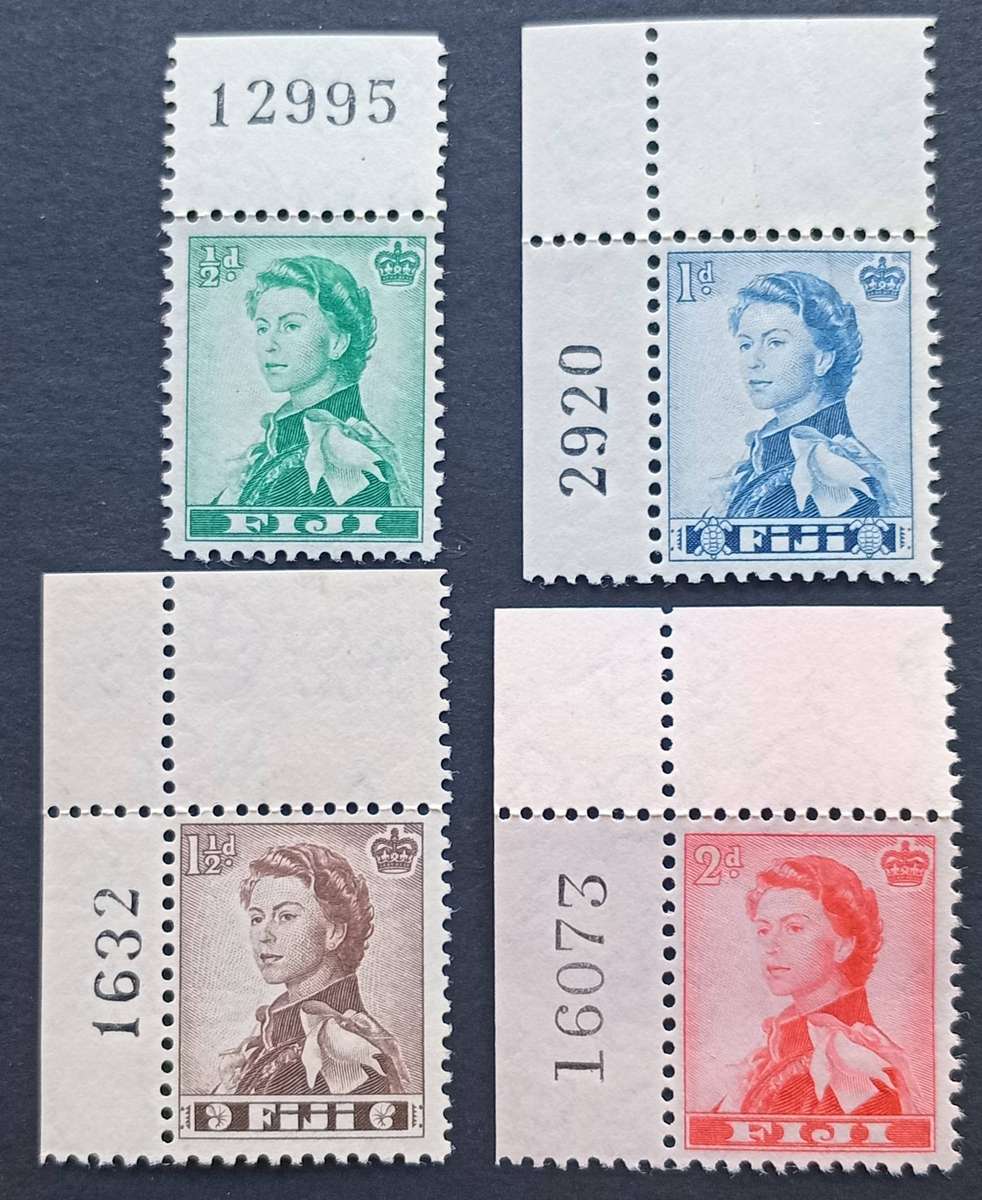 FIJI 1959, QEII Scarce corner control Singles x 4 #163-166