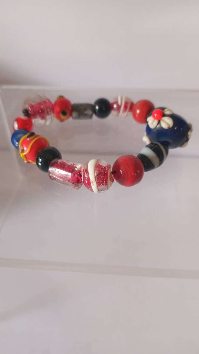 Vintage Murano Bracelet with beautiful glass beads