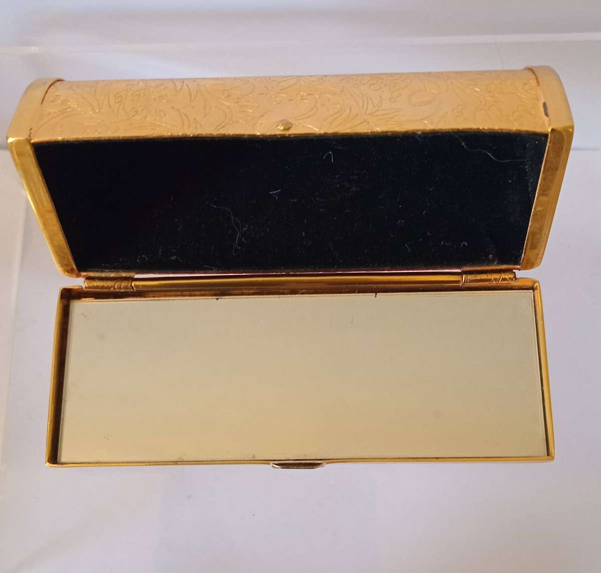 Stylish Vintage Gold Toned Engraved Lipstick holder with Mirror