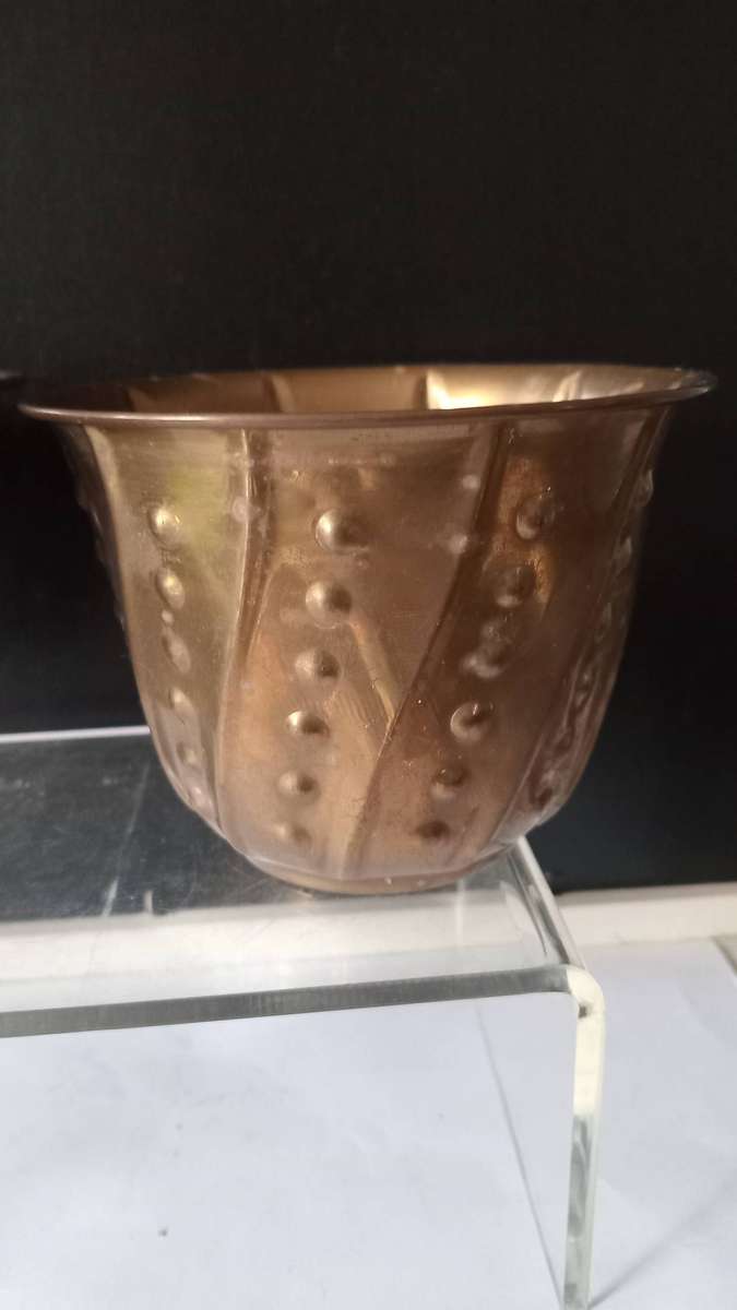 2 x Vintage Small(12cm W)Hammerd Copper Plant holders