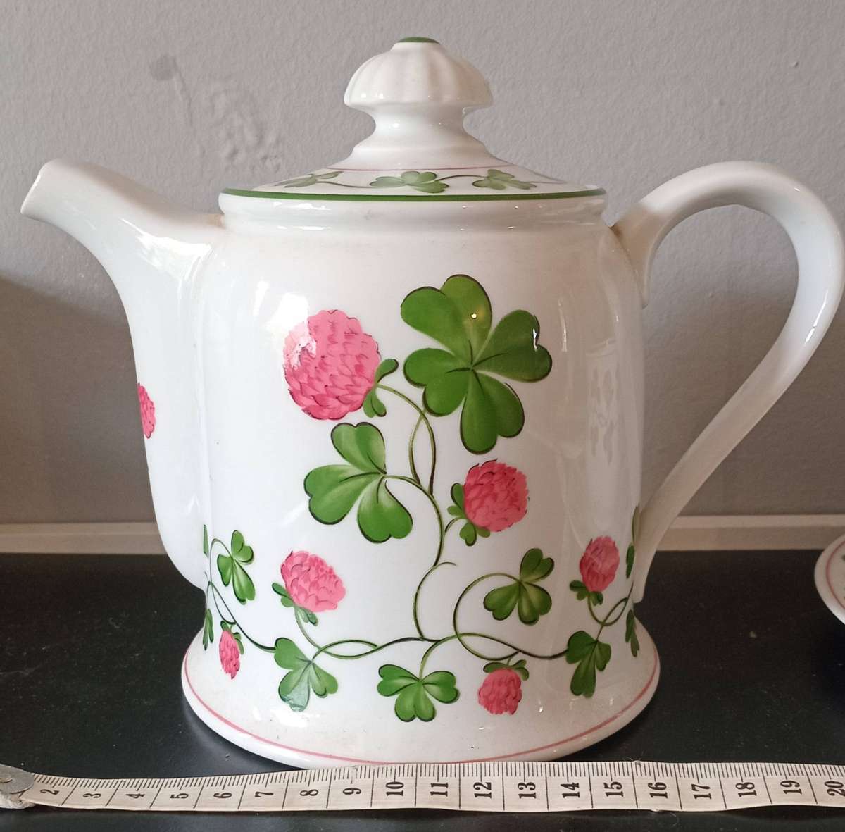 VILLEROY BOCH, GALLO PORCELAIN, La Petit Fortune, 1 x  Large Teapot & 1 Large Teacup