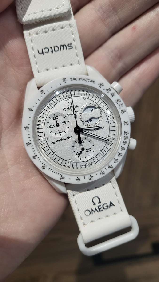 Omega x Swatch Mission to Moonphase **READ**